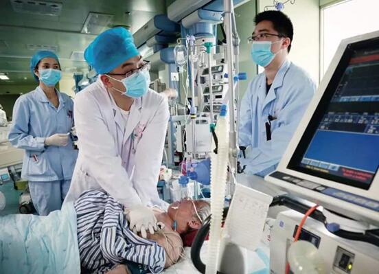 論ICU病房，對講機通信撐起救援“生命線”