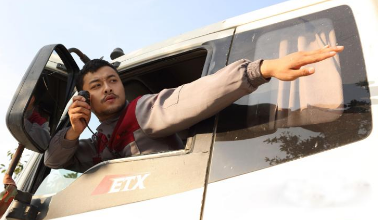 車載對講機使用地網天線可以降低駐波嗎？